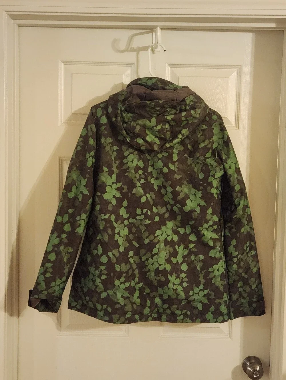 Burton Snowboard Ski Camo Dryride Size Medium WB Ginger JK Jacket